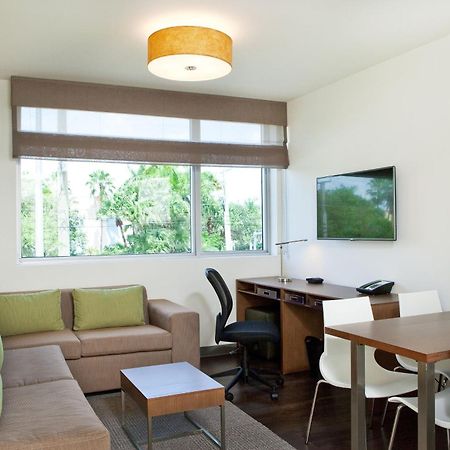 Element Miami Doral Hotel Sweetwater Екстериор снимка