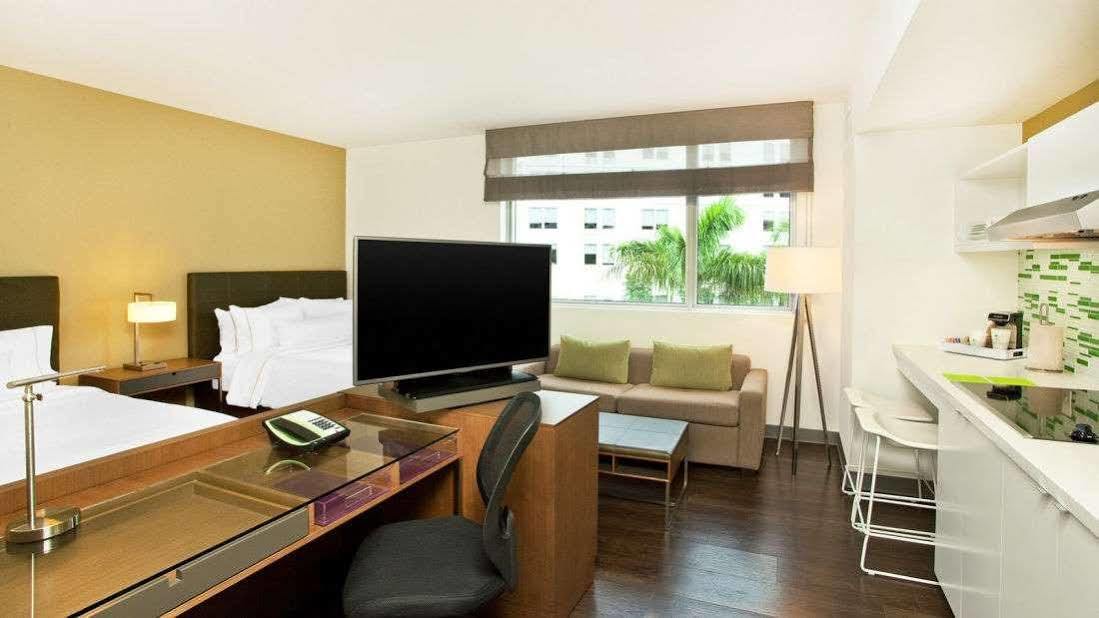 Element Miami Doral Hotel Sweetwater Екстериор снимка